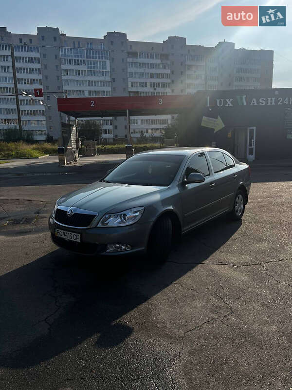 Лифтбек Skoda Octavia 2012 в Львове