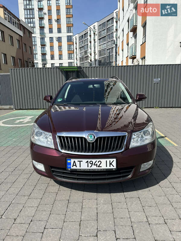 Универсал Skoda Octavia 2012 в Ивано-Франковске