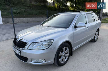 Универсал Skoda Octavia 2010 в Кременце