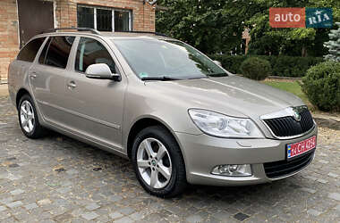 Универсал Skoda Octavia 2012 в 