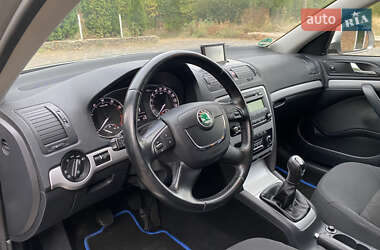 Универсал Skoda Octavia 2012 в 