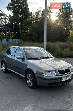 Ліфтбек Skoda Octavia 2002 в Борисполі