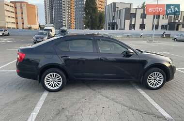 Лифтбек Skoda Octavia 2015 в 