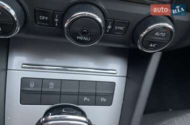 Лифтбек Skoda Octavia 2015 в 
