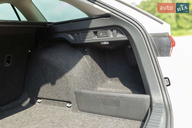 Универсал Skoda Octavia 2021 в Ровно