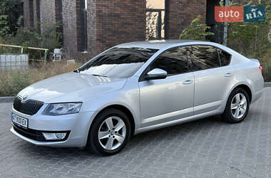 Лифтбек Skoda Octavia 2015 в Одессе