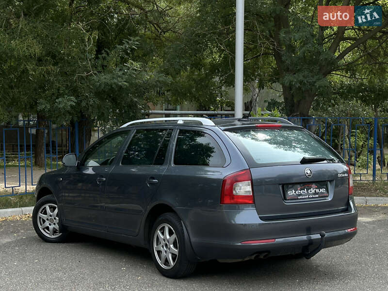 Універсал Skoda Octavia 2010 в Миколаєві