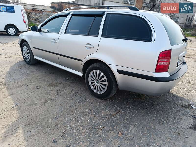 Универсал Skoda Octavia 2001 в Одессе