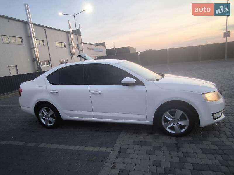 Ліфтбек Skoda Octavia 2015 в Мукачевому