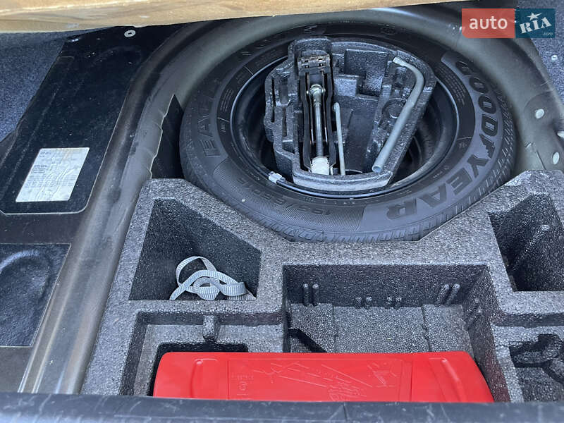 Ліфтбек Skoda Octavia 2004 в Полтаві