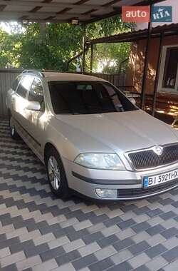 Универсал Skoda Octavia 2007 в Полтаве