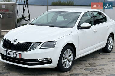 Лифтбек Skoda Octavia 2018 в Хусте