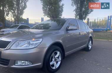 Лифтбек Skoda Octavia 2010 в 