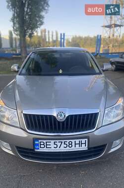 Лифтбек Skoda Octavia 2010 в 