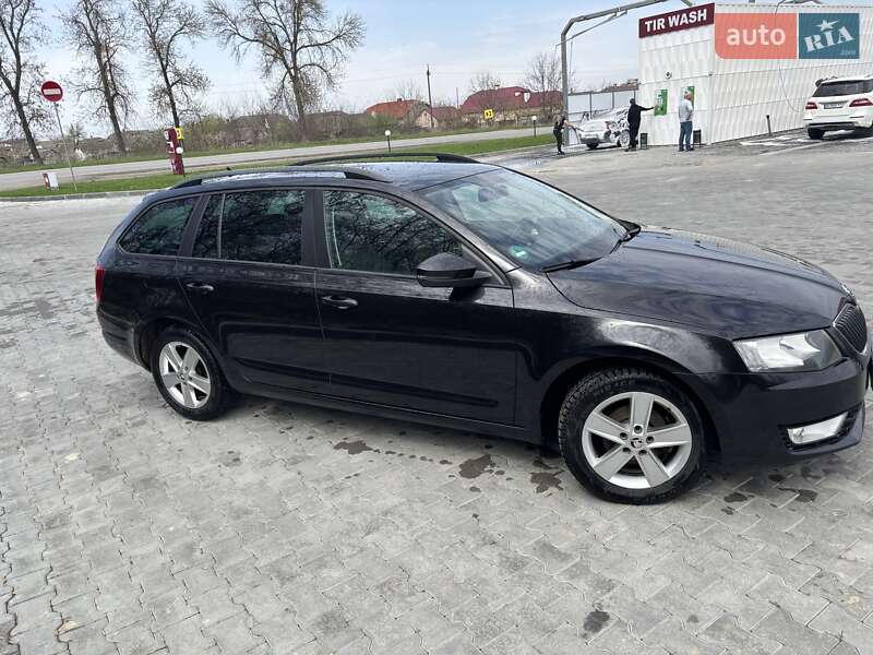 Универсал Skoda Octavia 2015 в Чорткове