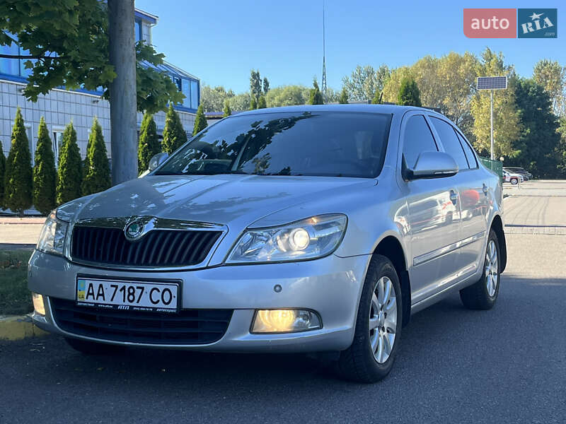Ліфтбек Skoda Octavia 2011 в 