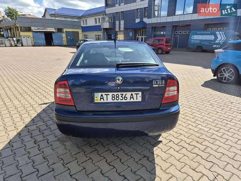 Лифтбек Skoda Octavia 2008 в Ивано-Франковске
