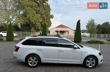 Універсал Skoda Octavia 2017 в 