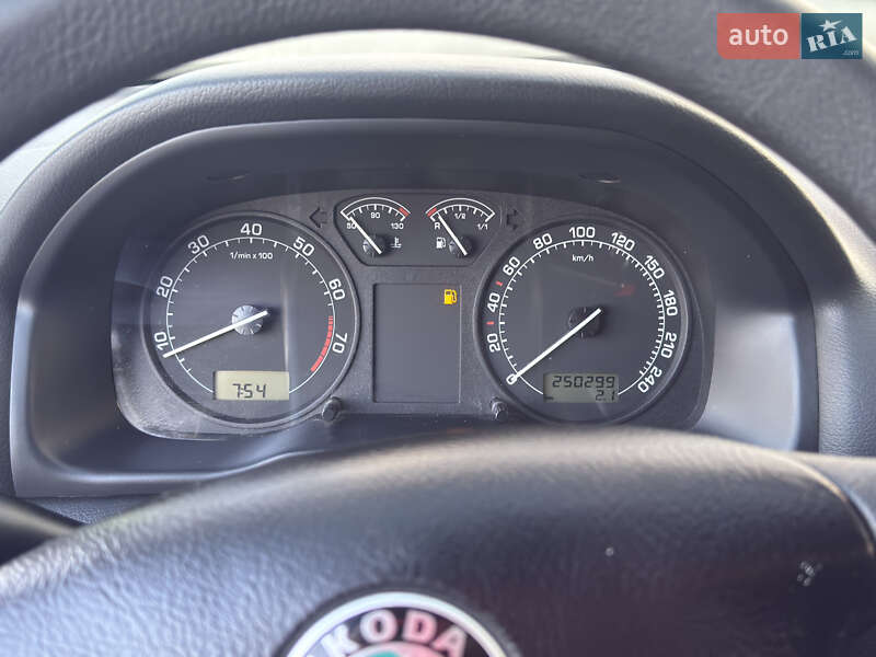 Универсал Skoda Octavia 2006 в Тернополе