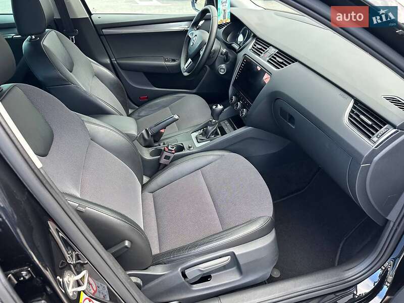 Универсал Skoda Octavia 2017 в Ровно