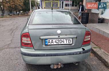 Лифтбек Skoda Octavia 2003 в 