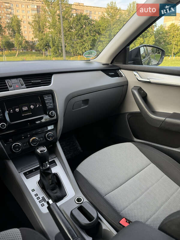 Универсал Skoda Octavia 2015 в Тернополе