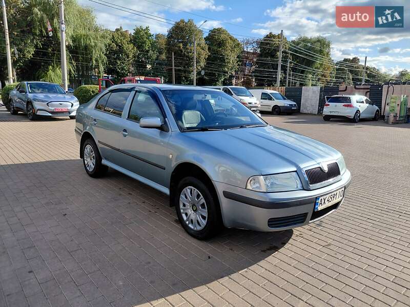 Лифтбек Skoda Octavia 2006 в 