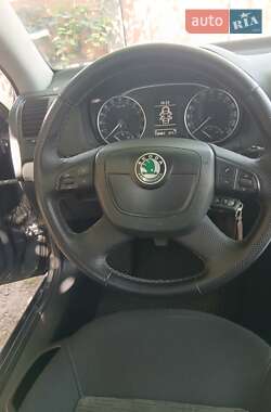 Универсал Skoda Octavia 2010 в 