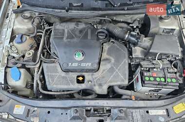 Лифтбек Skoda Octavia 1998 в 