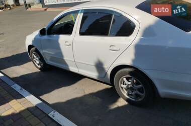 Лифтбек Skoda Octavia 2012 в 