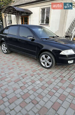 Лифтбек Skoda Octavia 2007 в 