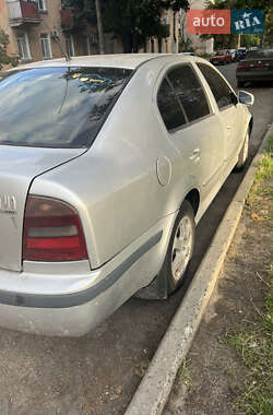 Лифтбек Skoda Octavia 1999 в 