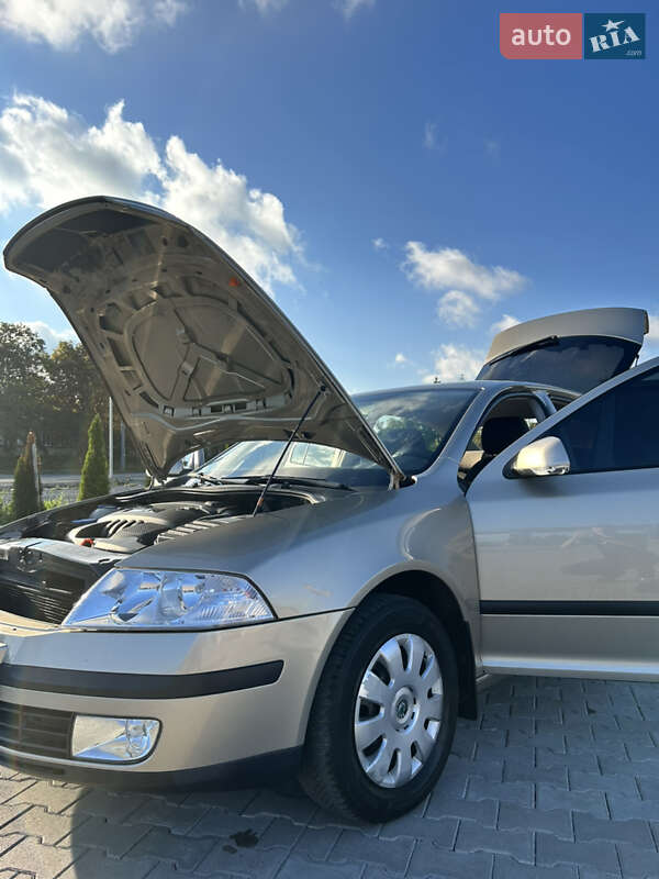 Лифтбек Skoda Octavia 2004 в Новоднестровске фото 14 Лифтбек Skoda Octavia 2004 в Новоднестровске