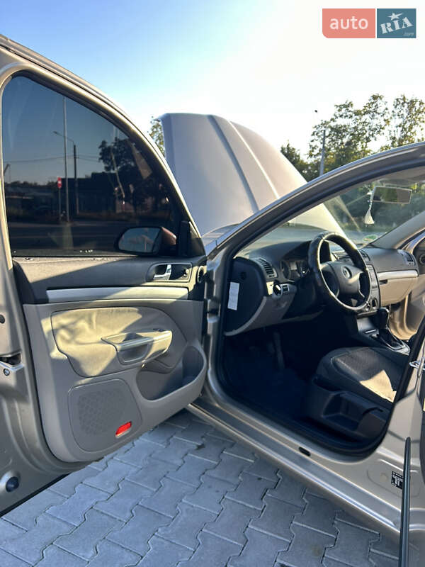 Лифтбек Skoda Octavia 2004 в Новоднестровске фото 19 Лифтбек Skoda Octavia 2004 в Новоднестровске