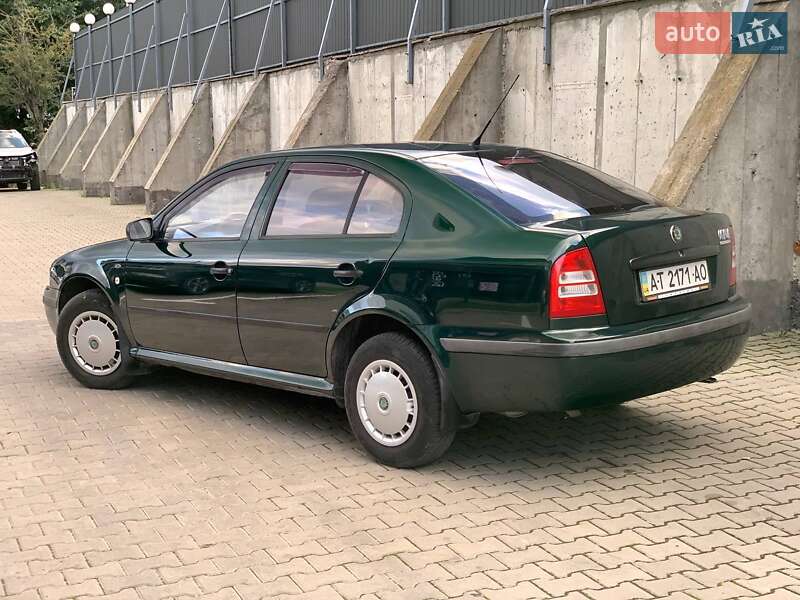 Лифтбек Skoda Octavia 2002 в Ивано-Франковске