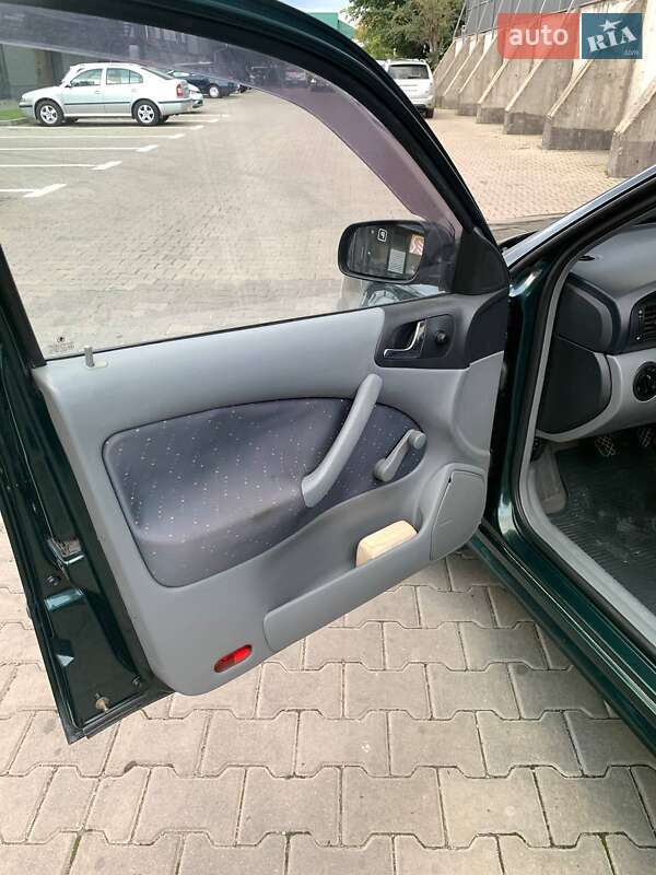 Лифтбек Skoda Octavia 2002 в Ивано-Франковске