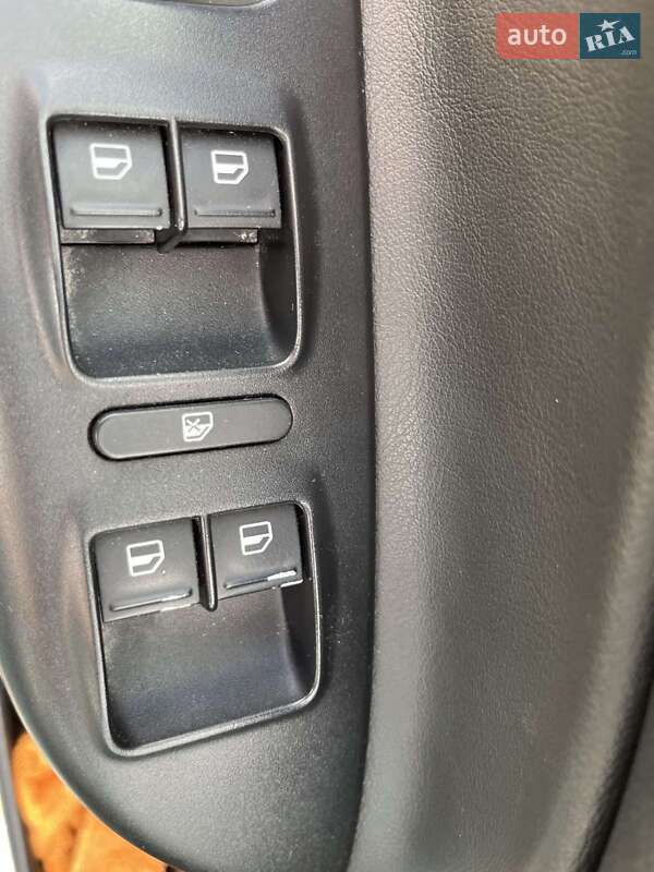 Лифтбек Skoda Octavia 2008 в Киеве