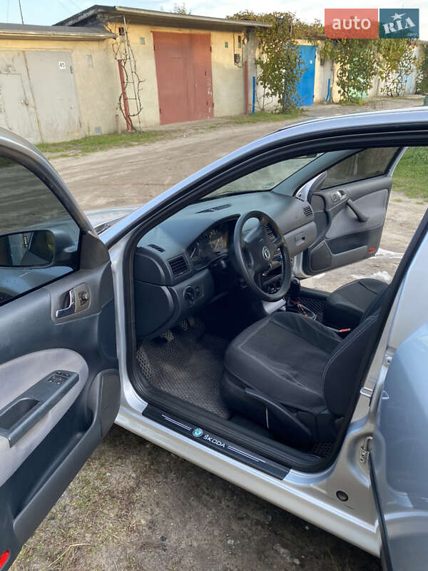 Лифтбек Skoda Octavia 2009 в Нетешине