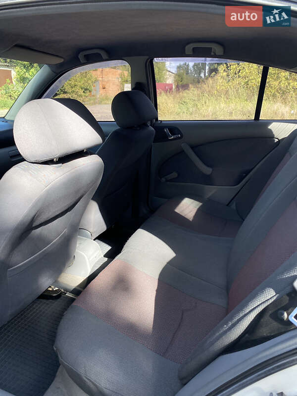 Лифтбек Skoda Octavia 2003 в Бершади