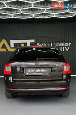 Универсал Skoda Octavia 2011 в 