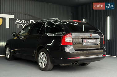 Универсал Skoda Octavia 2011 в 