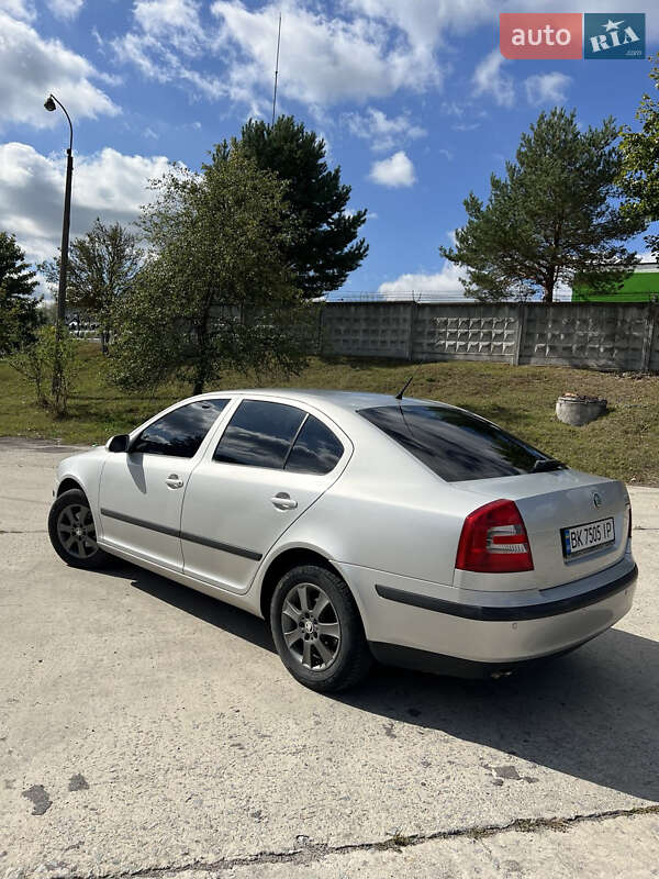 Ліфтбек Skoda Octavia 2007 в Вараші