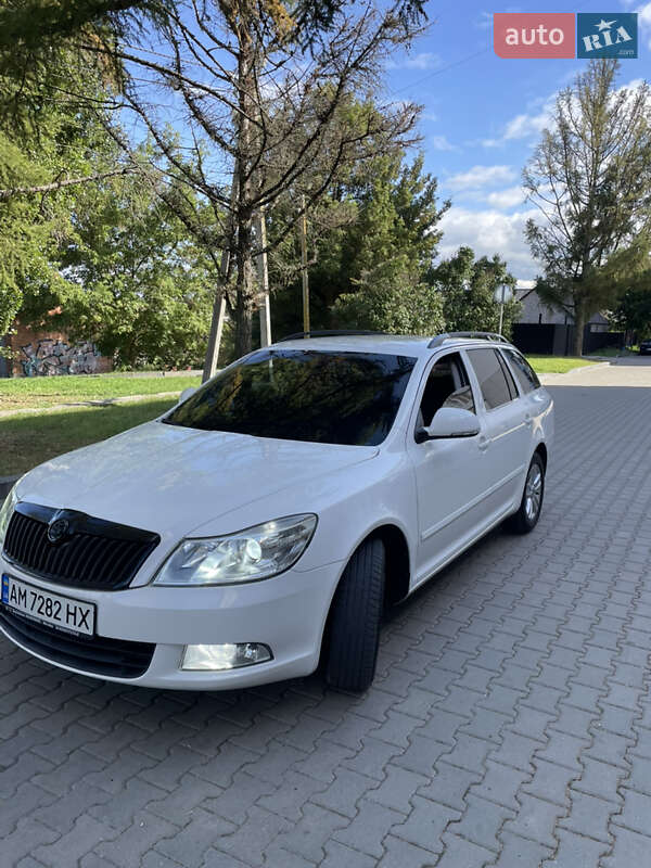 Універсал Skoda Octavia 2010 в Звягелі фото 8 Універсал Skoda Octavia 2010 в Звягелі