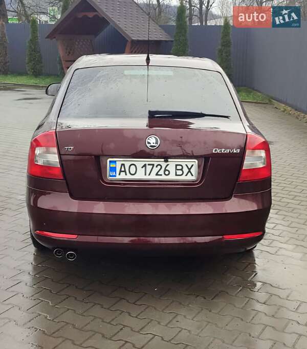 Ліфтбек Skoda Octavia 2010 в Іршаві