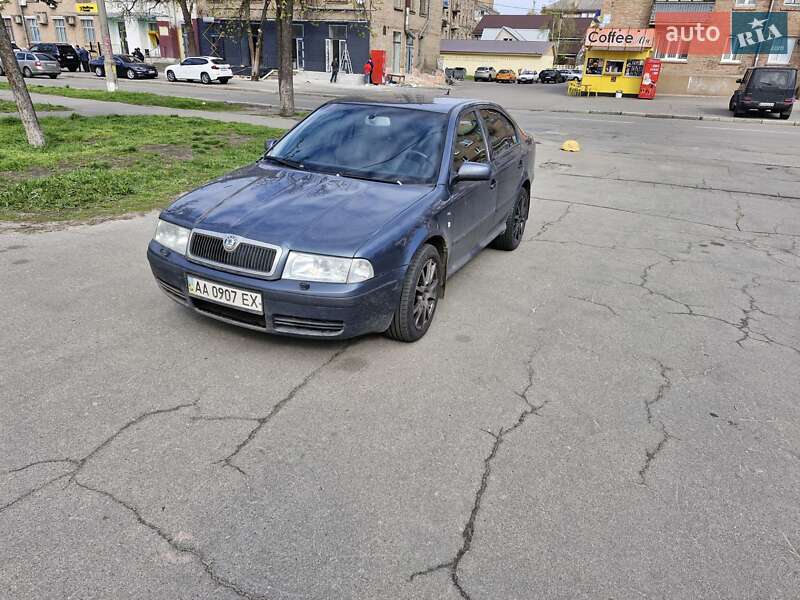 Лифтбек Skoda Octavia 2005 в Киеве