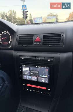 Лифтбек Skoda Octavia 2005 в 