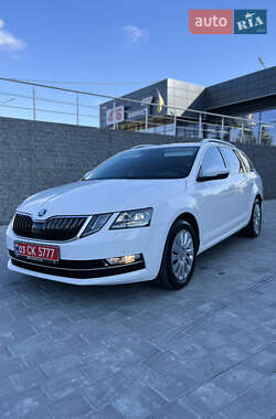 Універсал Skoda Octavia 2017 в Луцьку