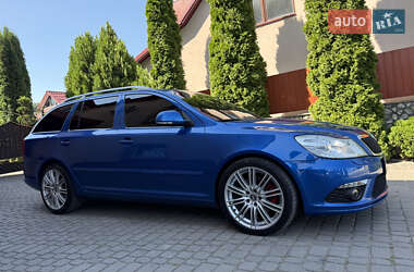 Универсал Skoda Octavia 2010 в 