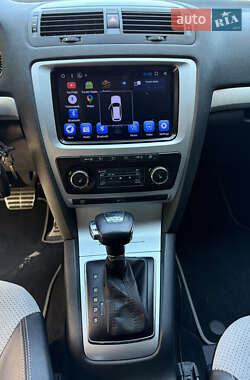 Универсал Skoda Octavia 2010 в 