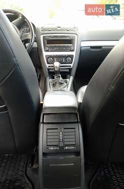 Універсал Skoda Octavia 2010 в Бродах